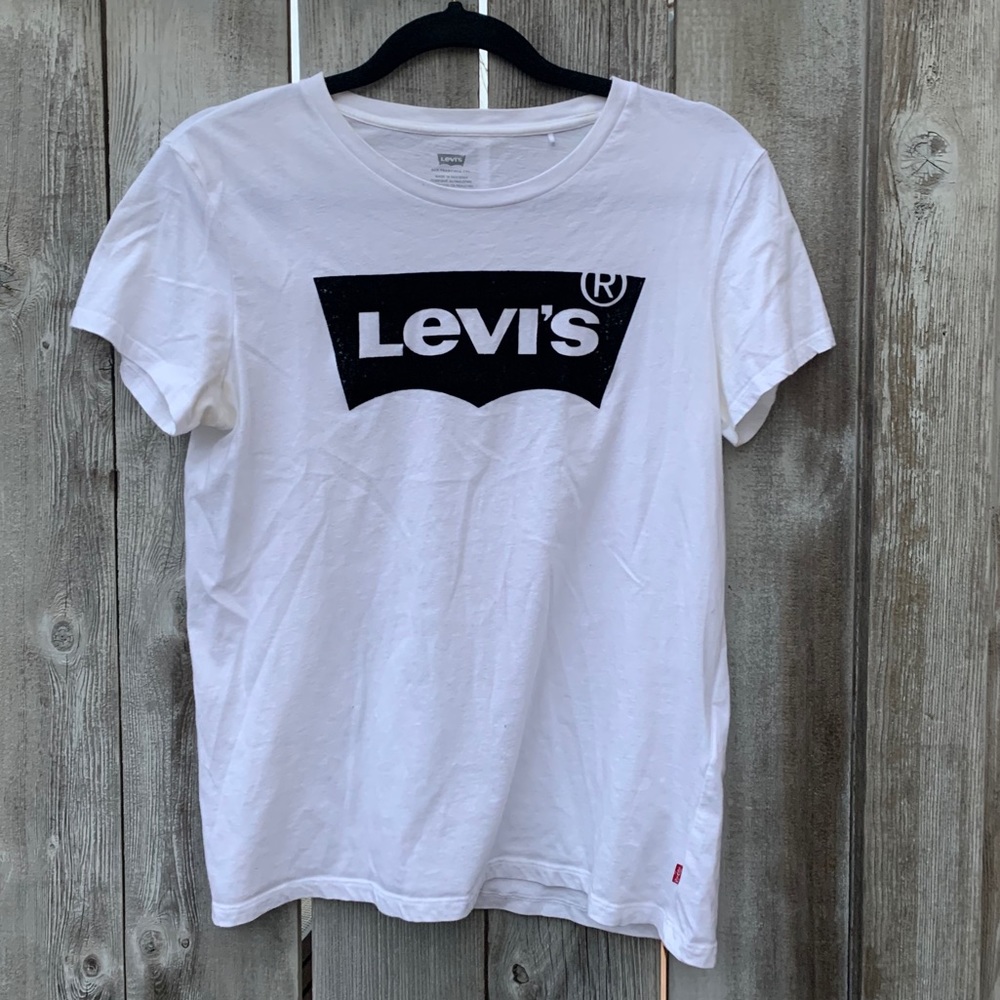 Velvet Levi’s T-Shirt